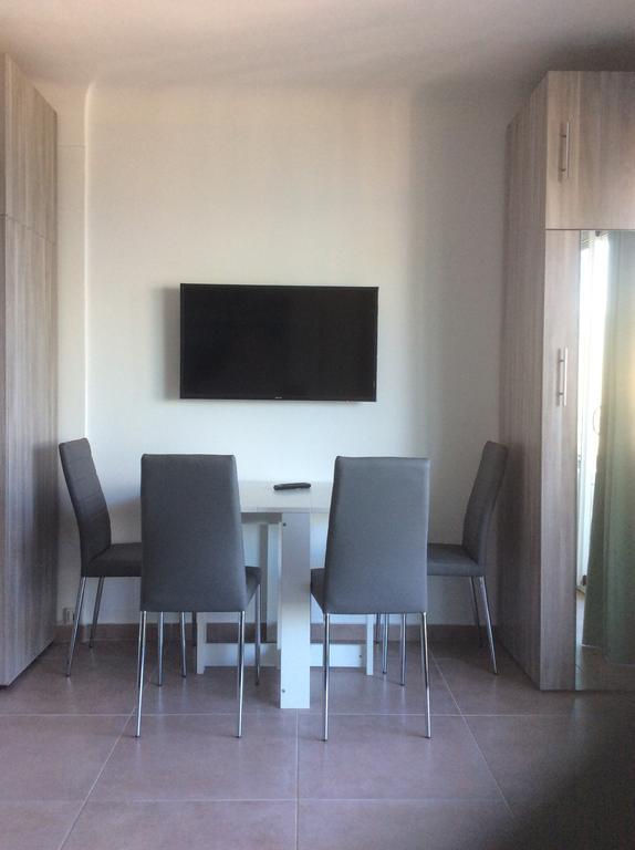 Апартаменти Studio On The Croisette With Sea View Канни Екстер'єр фото